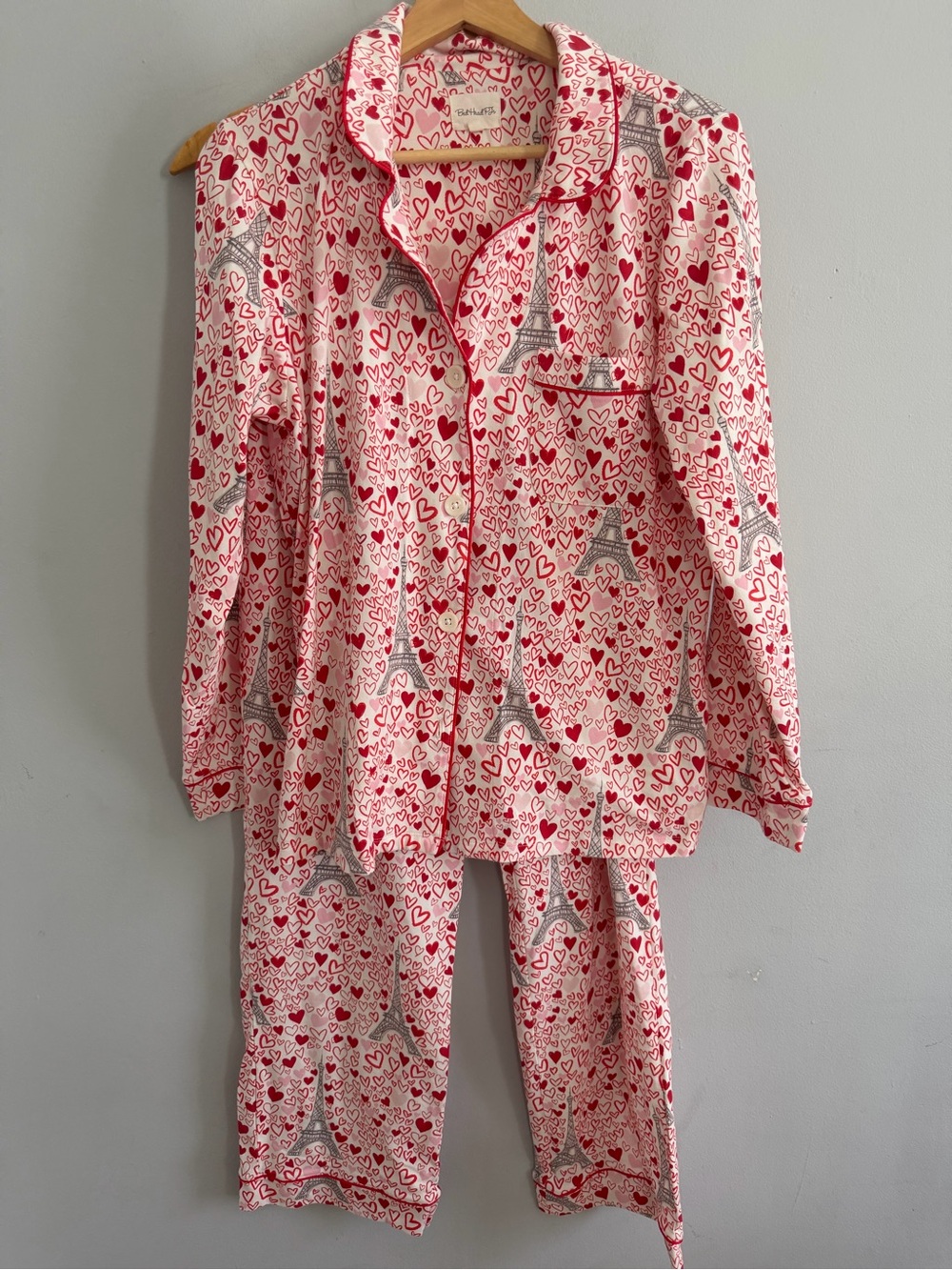 BedHead Long Sleeve / Pants Pajama Set Paris Je Tai’me Hearts Eiffel Tower M